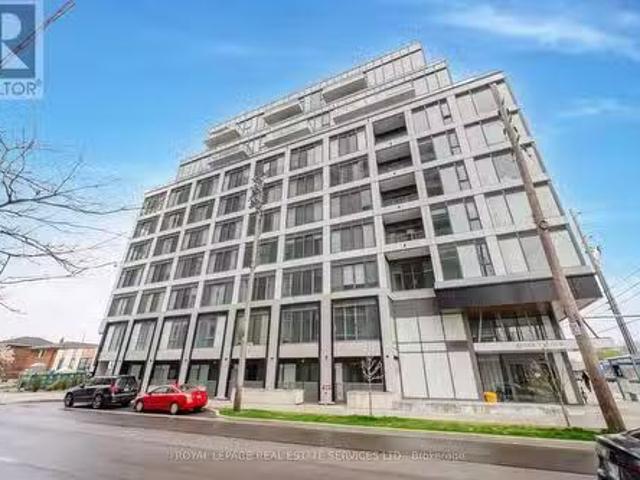 Condo for sale in Etobicoke
