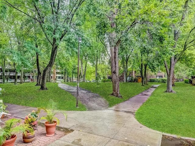 Apartment for rent in St. Leonard's, Quebec