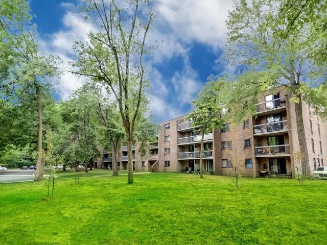 Apartment for rent in St. Leonard's, Quebec