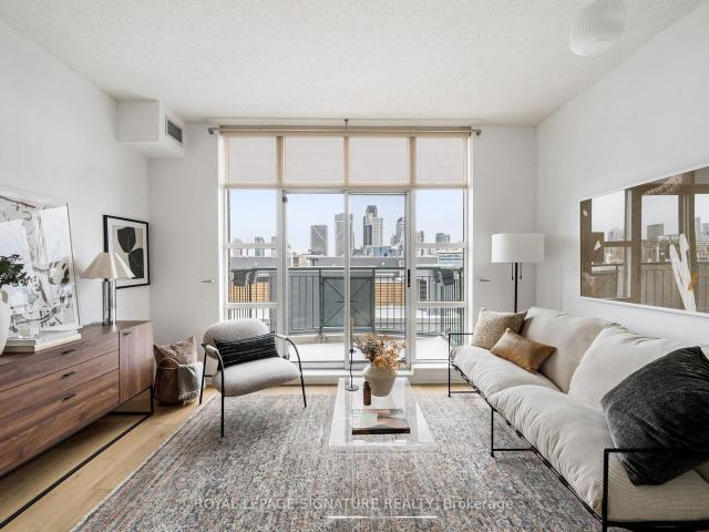 Condo for sale in Woburn, Ontario