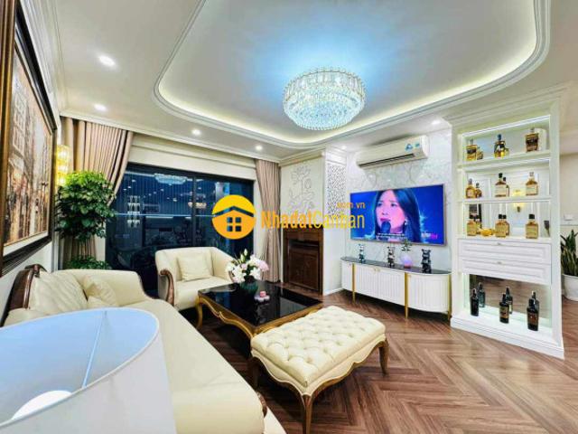 Nhà mặt phố bán
