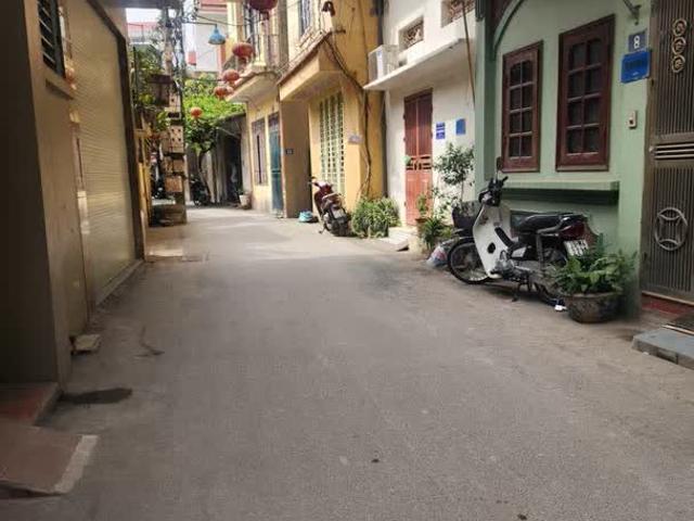 Nhà mặt phố bán tại Hoàn Kiếm, Hà Nội