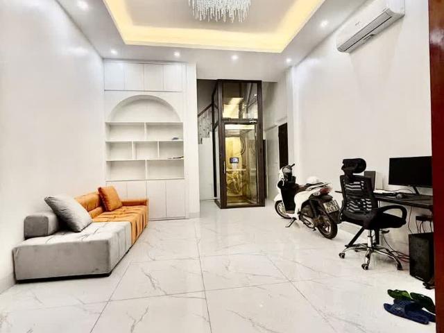 Nhà bán tại Hoàn Kiếm, Hà Nội