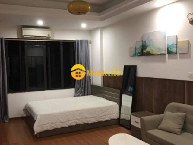 Nhà mặt phố bán