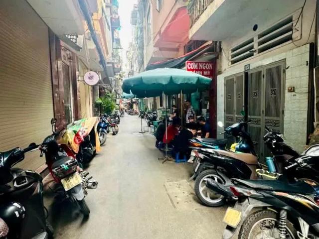 Nhà bán tại Hoàn Kiếm, Hà Nội