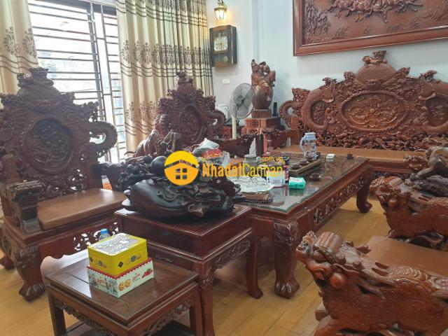 Nhà mặt phố bán