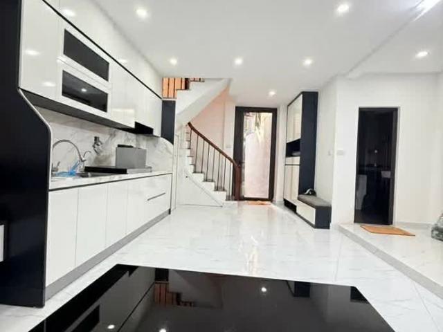 Nhà bán tại Hoàn Kiếm, Hà Nội