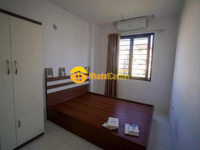 Nhà mặt phố bán