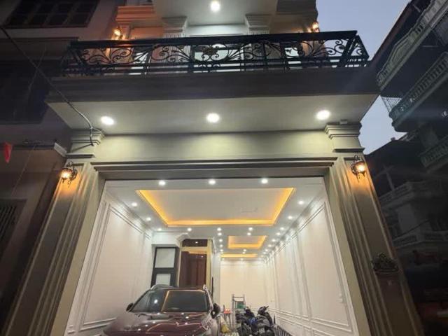 Nhà mặt phố bán tại Hoàn Kiếm, Hà Nội
