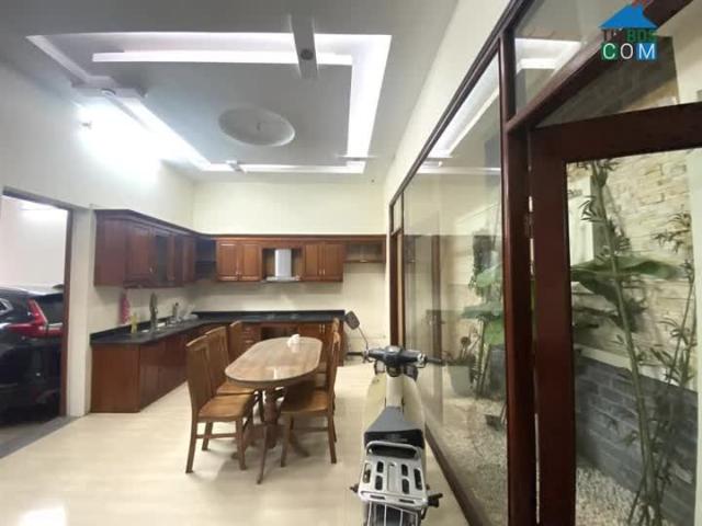 Nhà mặt phố bán tại Hoàn Kiếm, Hà Nội