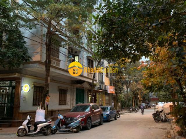 Nhà mặt phố bán