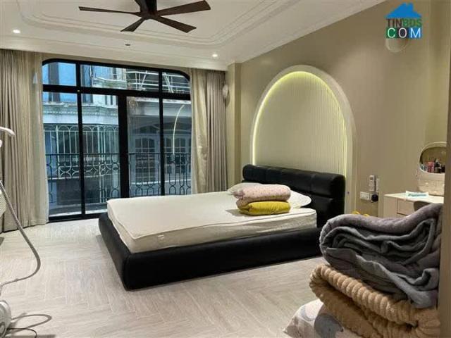 Nhà mặt phố bán tại Hoàn Kiếm, Hà Nội