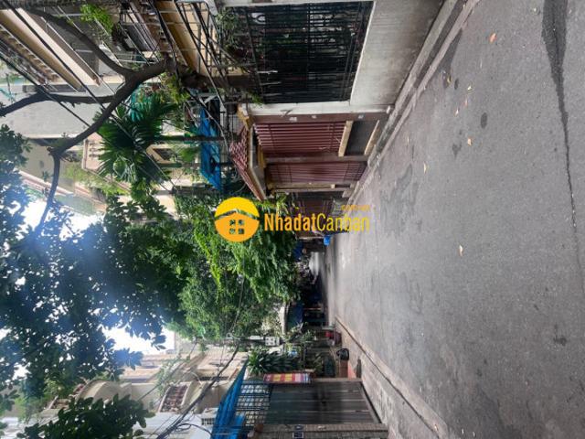Nhà mặt phố bán