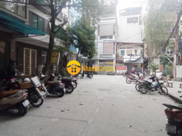 Mặt bằng bán