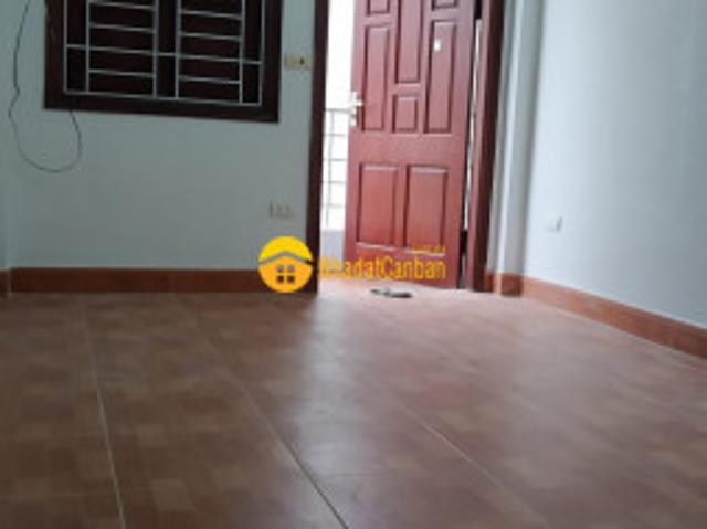 Nhà mặt phố bán