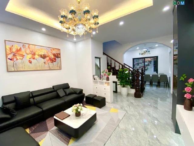 Nhà bán tại Hoàn Kiếm, Hà Nội