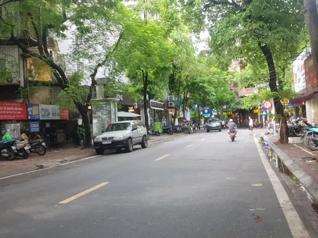 Nhà mặt phố bán tại Hoàn Kiếm, Hà Nội