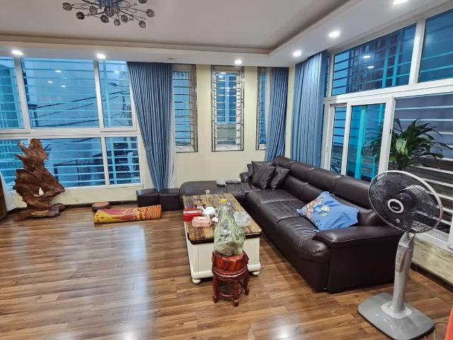 Nhà bán tại Hoàn Kiếm, Hà Nội