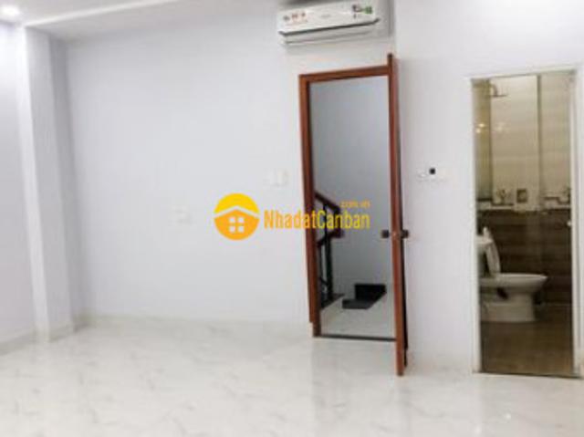 Nhà mặt phố bán