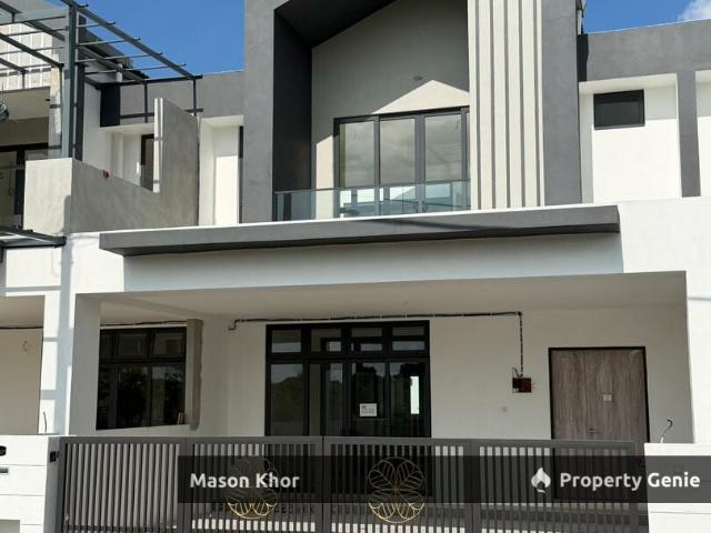 Terraced House for rent in Wellesley, Penang