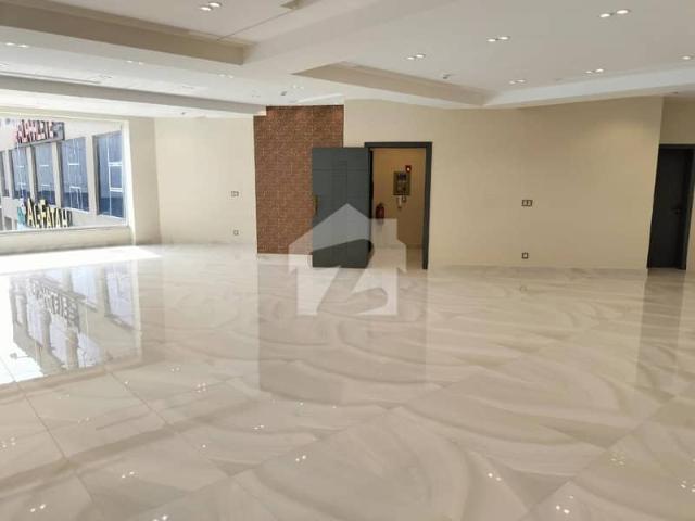 Building for rent in لاہور, لاہور ڈویژن