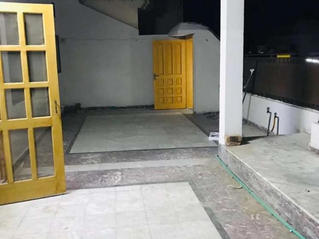 Property for rent in Peshawar, North West Frontier Province