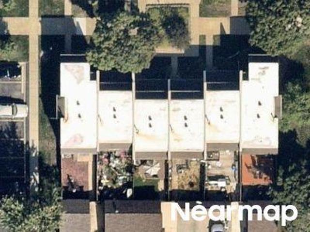 Townhouse for sale in Grayslake, Illinois
