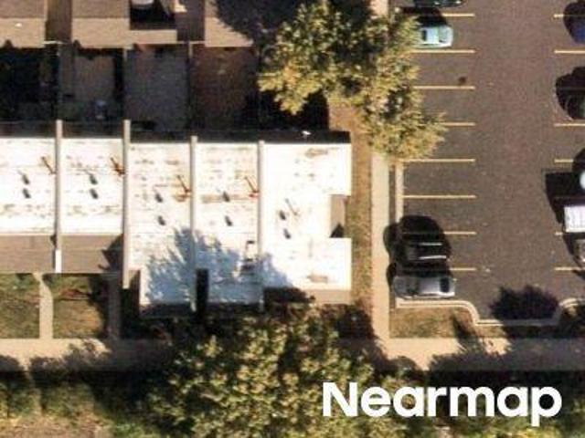 Townhouse for sale in Grayslake