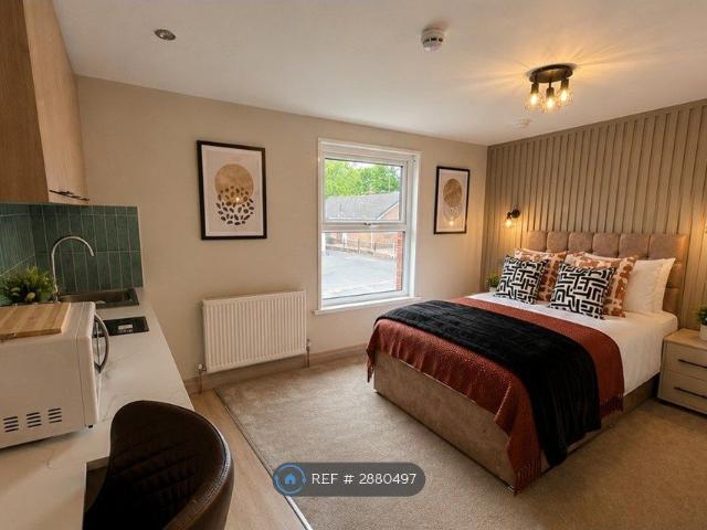 Room for rent in Potters Corner, East Midlands