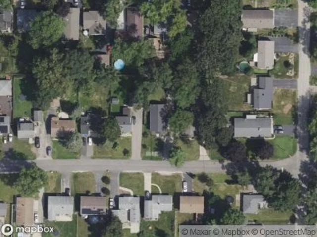House for sale in Mchenry, Illinois