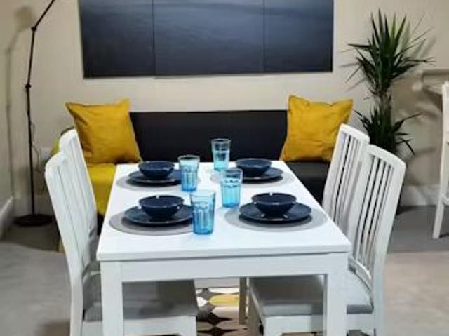 Apartment to rent in Bluebell, North Tipperary