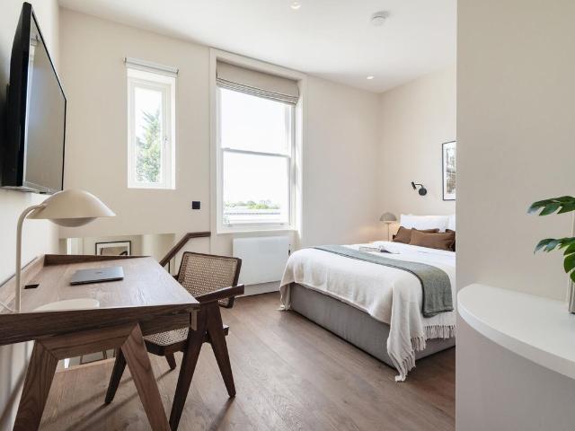 Studio for rent in Earl's Court, Greater London
