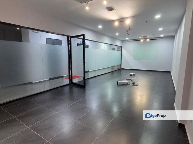 Shop for sale in Petaling, Damansara Damai