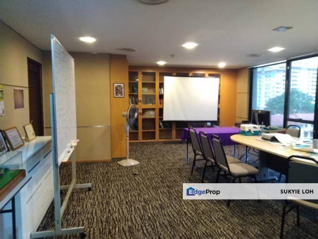 Shop for sale in Petaling, Damansara Damai