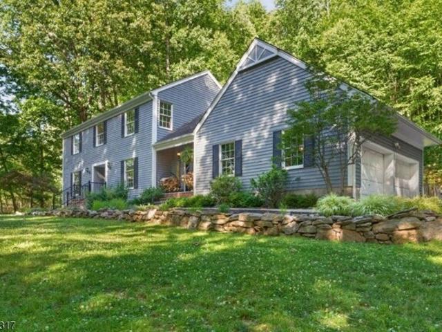 House for sale in Califon, New Jersey