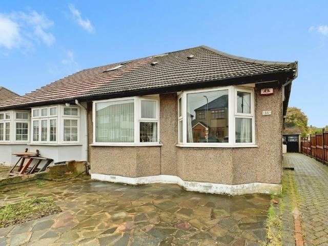 House for rent in South Hornchurch, Greater London