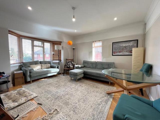 House for rent in Staines, Surrey