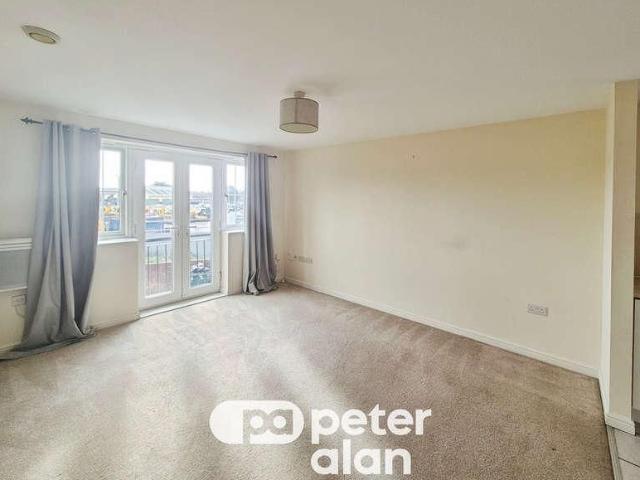 Apartment for rent in Somerton, Newport