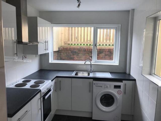 House for rent in Cwmbwrla, Nangreaves
