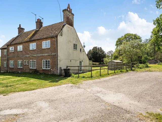 House for rent in Barton Stacey, Hampshire