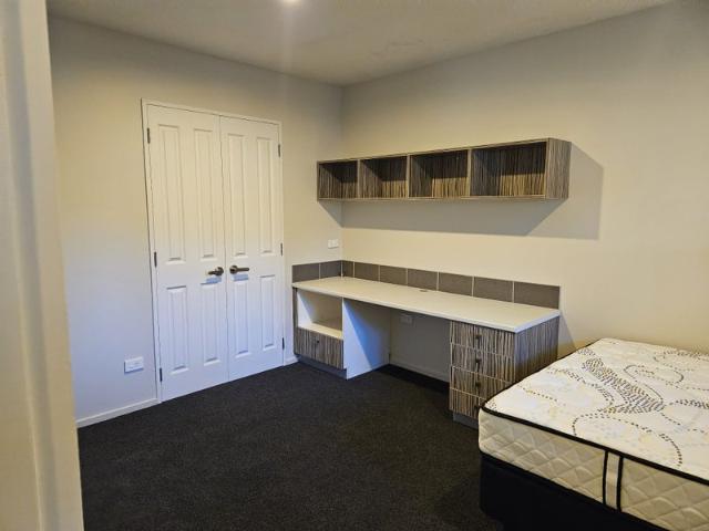 Apartment for rent in Heathcote, Canterbury