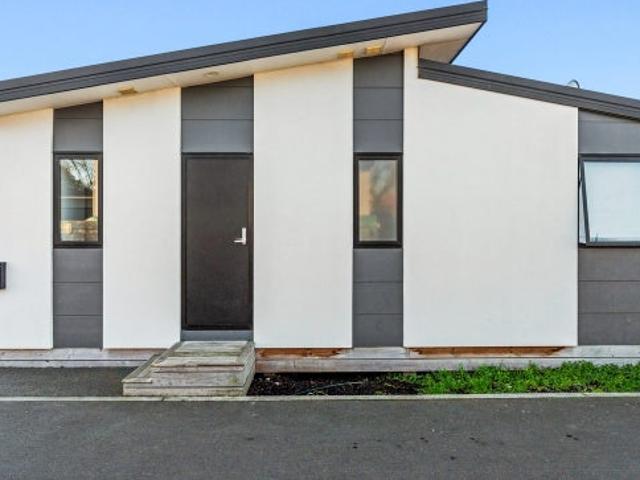 House for rent in Heathcote, Canterbury
