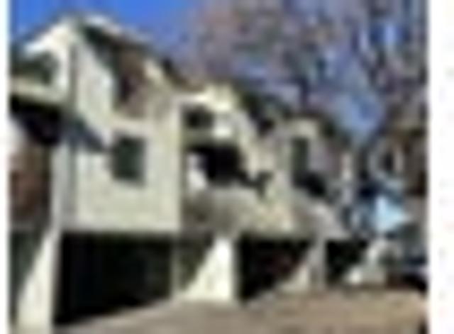 Townhouse for rent in Heathcote, Canterbury