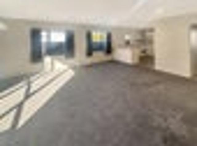 Townhouse for rent in Heathcote, Canterbury