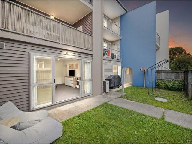 Apartment for rent in Heathcote, Canterbury