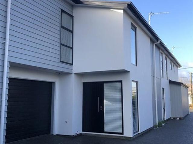 House for rent in Heathcote, Canterbury