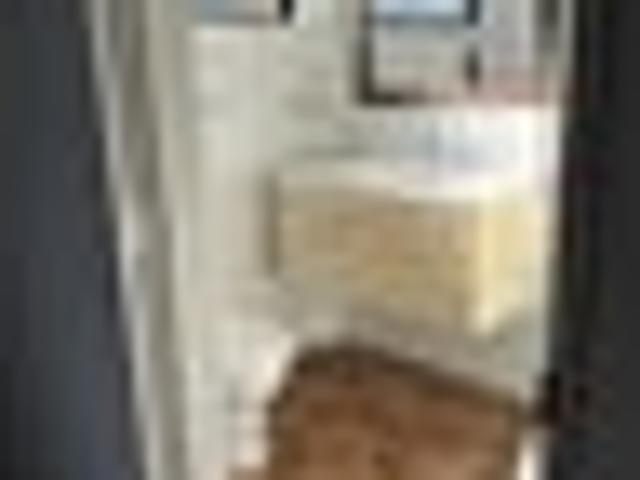 Townhouse for rent in Heathcote, Canterbury
