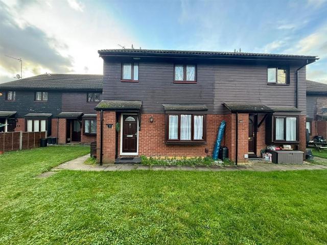 House for rent in Yiewsley, Greater London