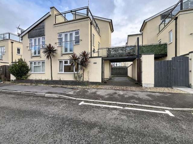House for rent in Pentre-chwyth, Swansea