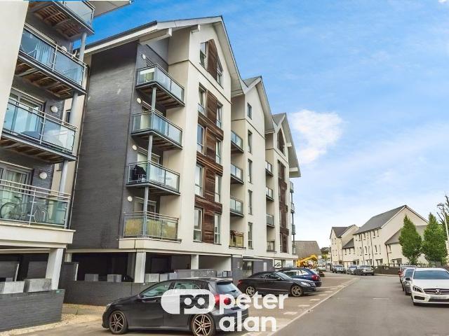 Apartment for rent in Pentre-chwyth, Swansea